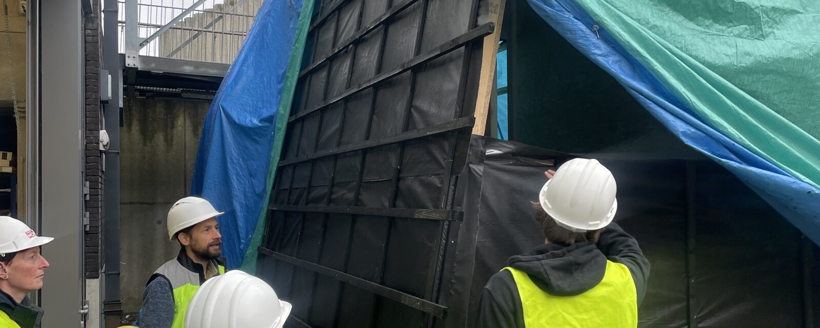 Bouw van mobiele overnachtingsunit Thomas More
