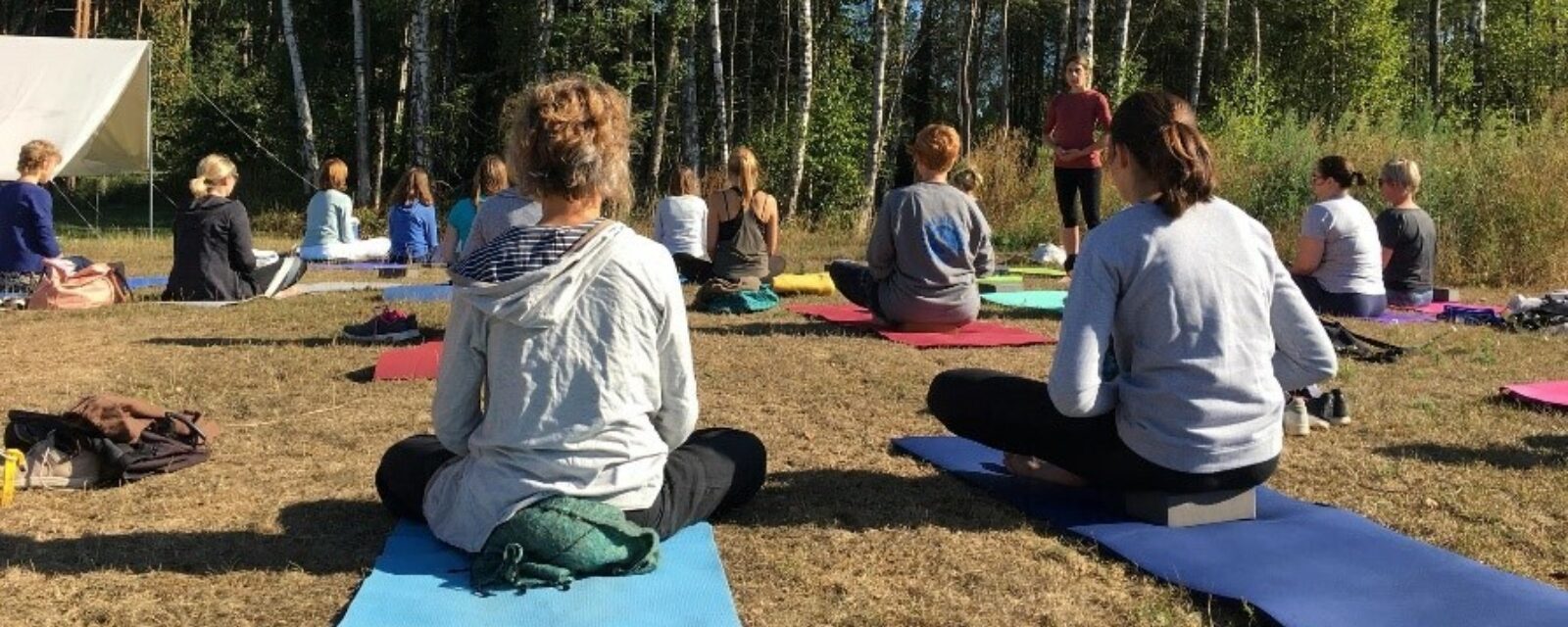 yoga in de natuur